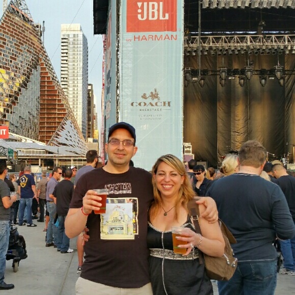 Meet your Posher, Stella