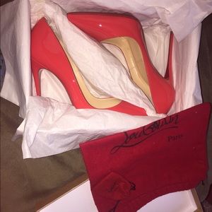 Christian Louboutin So Kate