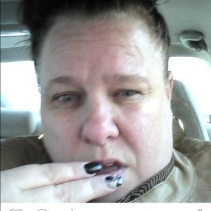 Meet your Posher, Gina