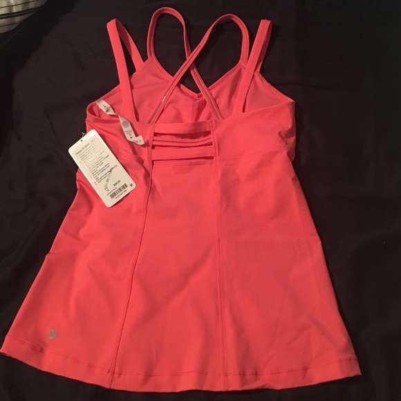 NWT Lululemon happy strappy tank size 12