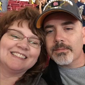 Meet your Posher, Robin