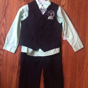Boys size 4/4t Easter suit