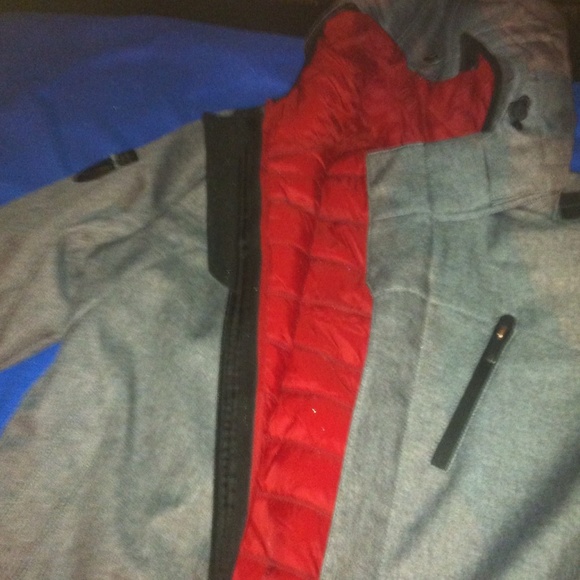 Large jacket - Picture 2 of 2