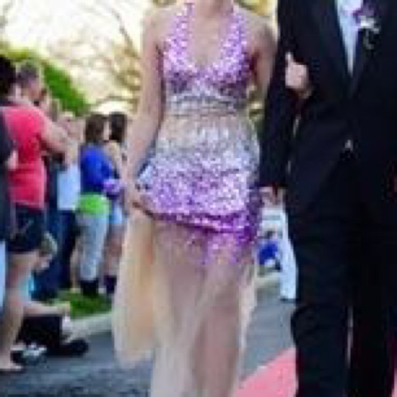 Prom dress - Picture 1 of 2