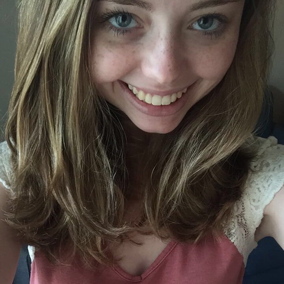 Meet your Posher, Amber - Picture 1 of 1