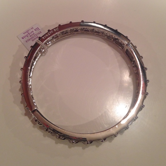 🎉HP🎉NWT Lia Sophia silver/teal stretch bracelet - Picture 2 of 4