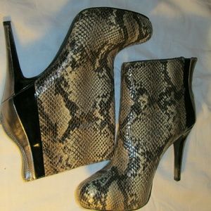 Python print Booties