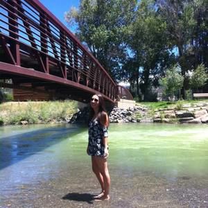 Meet your Posher, Elizabeth