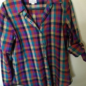 Pixel printed colorful button-up