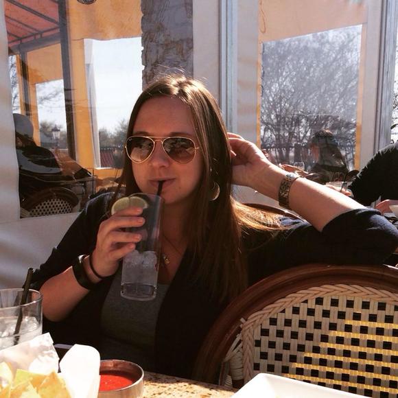 Meet your Posher, Lori