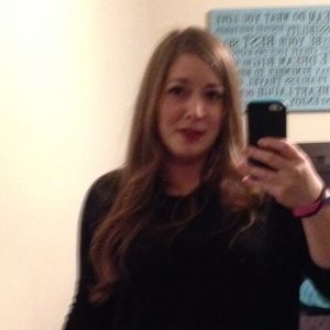 Meet your Posher, Alyson