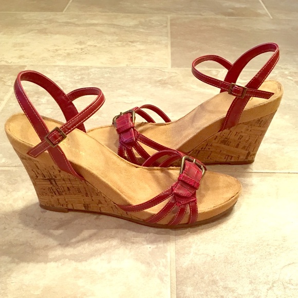 Cork wedge sandal