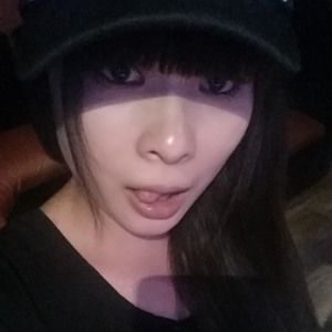 Meet your Posher, Abby