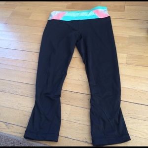 Lululemon size 6 crops