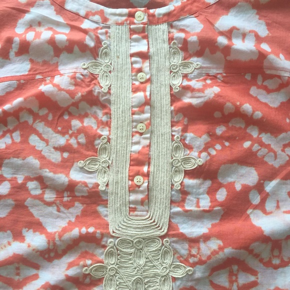 Top - Picture 2 of 4