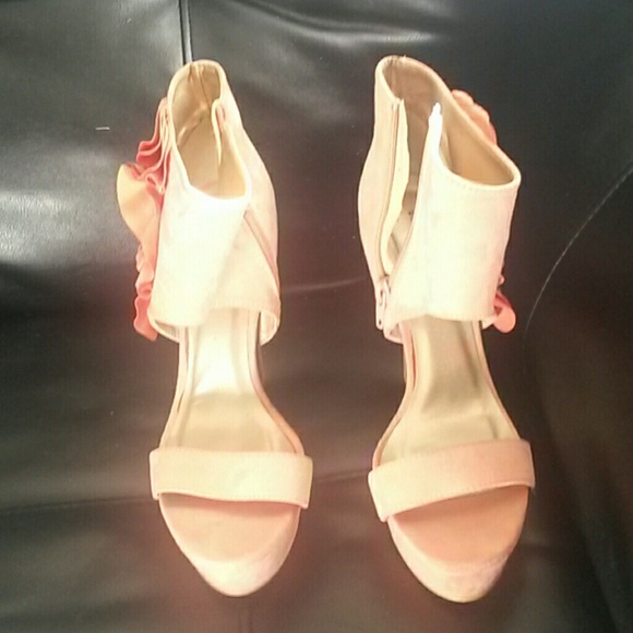 Shoes - Picture 2 of 3