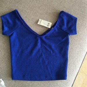 New with tags crop top