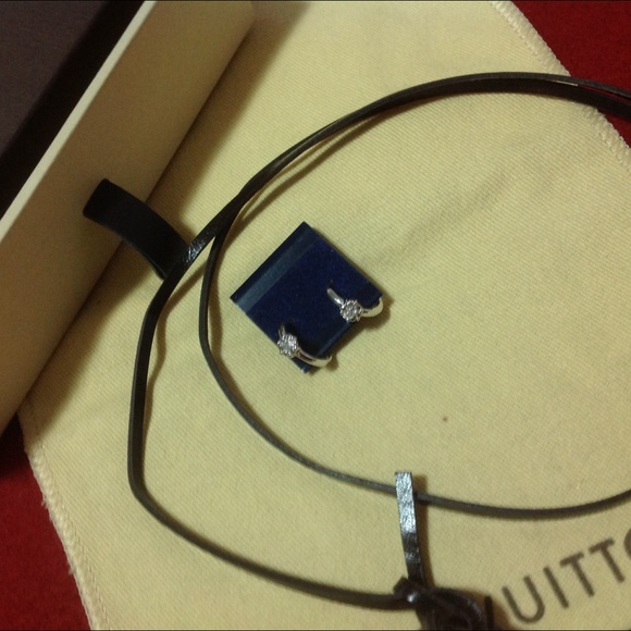 Loop Earring - image 1