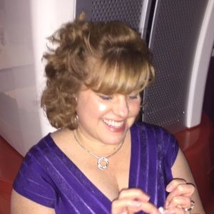 Meet your Posher, Kim