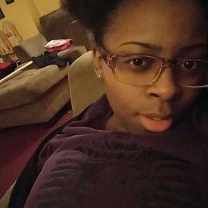 Meet your Posher, Joy