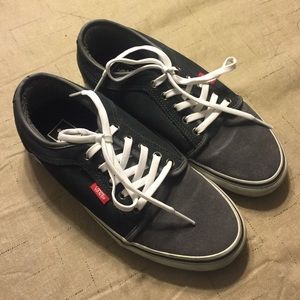 Vans shoes (men's)