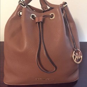 SOLD SOLD AUTHENTIC MICHAEL KORS HANDBAG SOLD SOLD