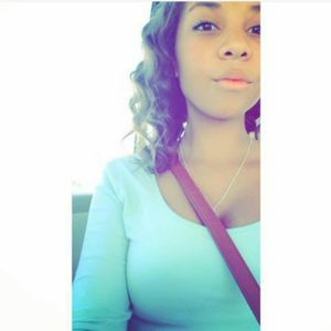 Meet your Posher, Genevieve