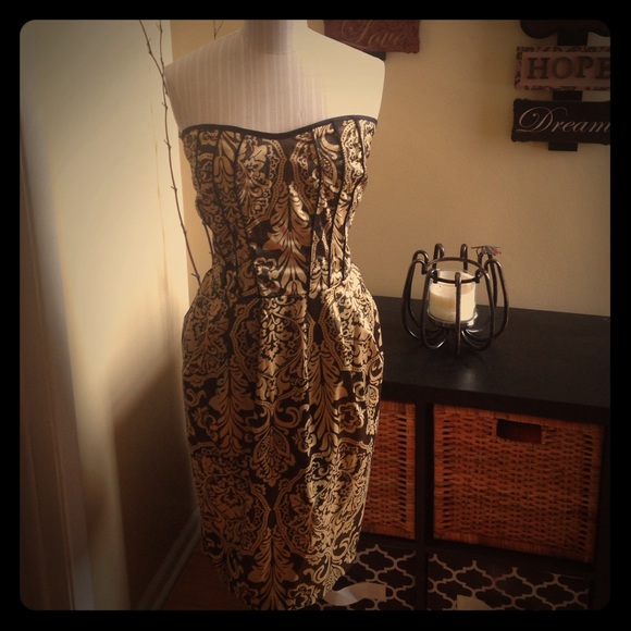 Torrid damask dress with side pockets