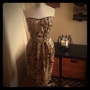 Torrid damask dress with side pockets