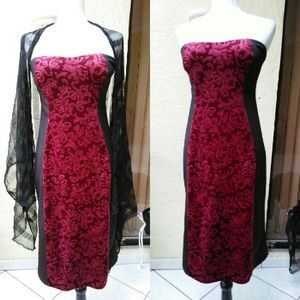 SALE Black and velvet dress