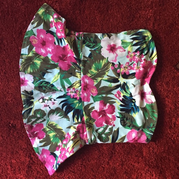 Floral peplum top medium