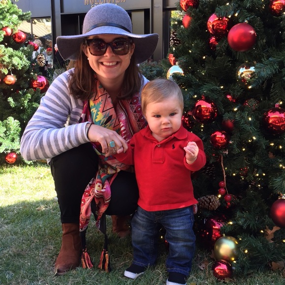 Meet your Posher, Blaire - Picture 2 of 3