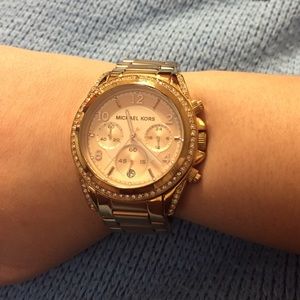 Micheal Kors Rose Gold Watch