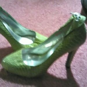 Baby what green heels