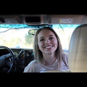 Meet your Posher, Kelsey