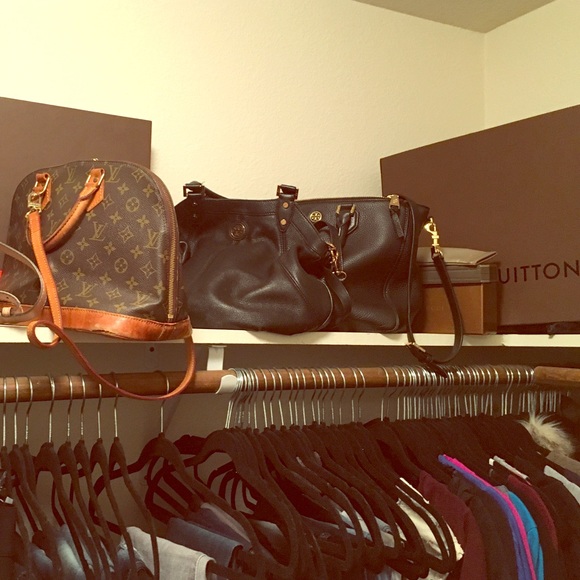 BLACK TORY BURCH BAG FOR SALE