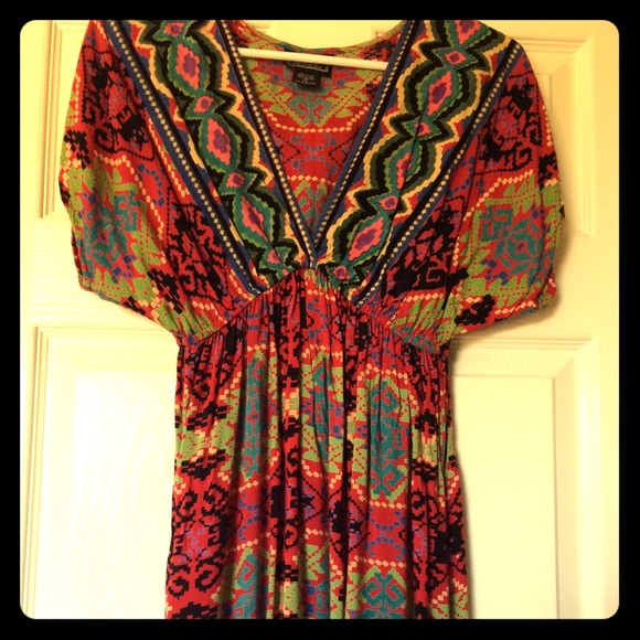 Short-sleeve V-neck Babydoll Dress