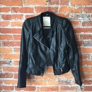 Zara Trafaluc faux leather jacket. Size S