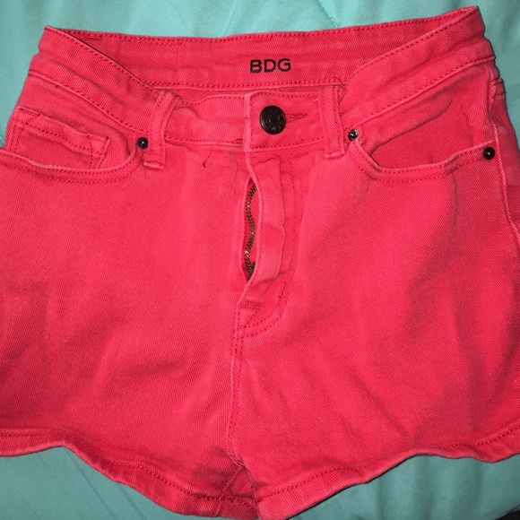 URBAN OUTFITTERS RED HIGH-WAIST SHORTS
