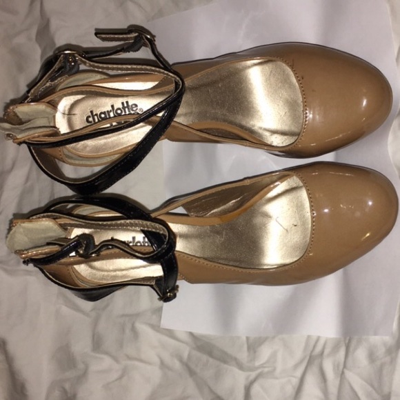 High heels - Picture 2 of 2
