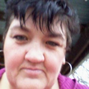 Meet your Posher, Angie