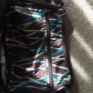 Travel bag crossover