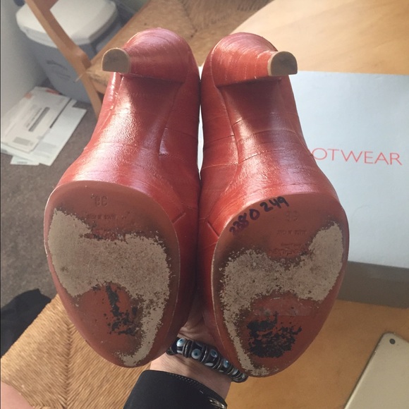 AUTHENTIC YSL platform Cognac pumps - Picture 4 of 4