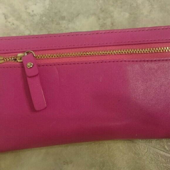Kate Spade wallet - Picture 3 of 4