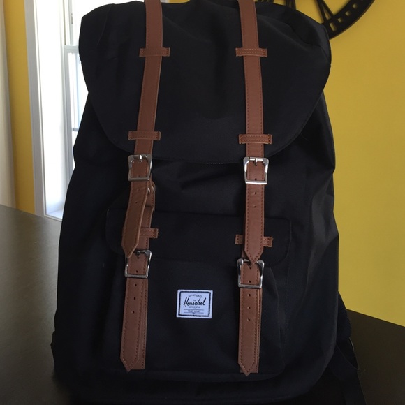 Herschel Little America backpack - black & tan