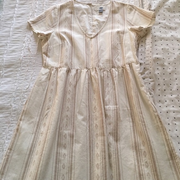 Old Navy cream dress