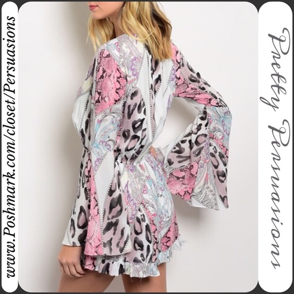 SOLD OUT🌻NWT Kimono Bell Sleeve Ruffle Hem Romper - Picture 3 of 3