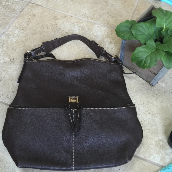 Large Dooney & Bourke bag - Picture 2 of 4