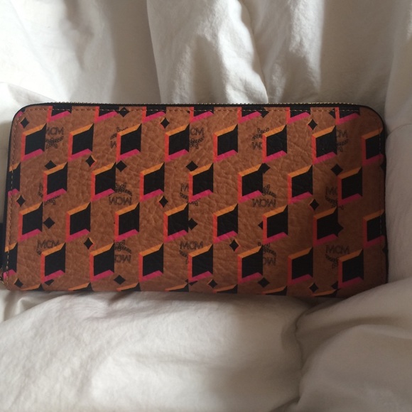 MCM WALLET