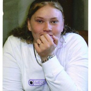 Meet your Posher, Cassandra